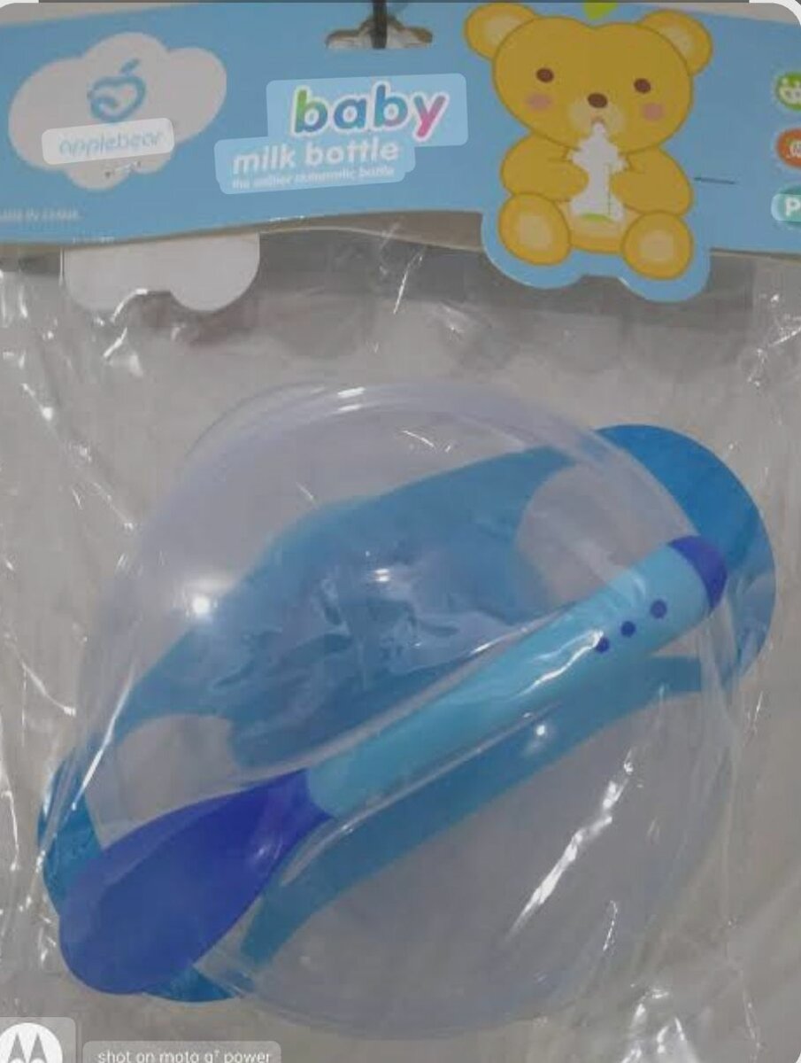 Bol pour bébé avec couvercle