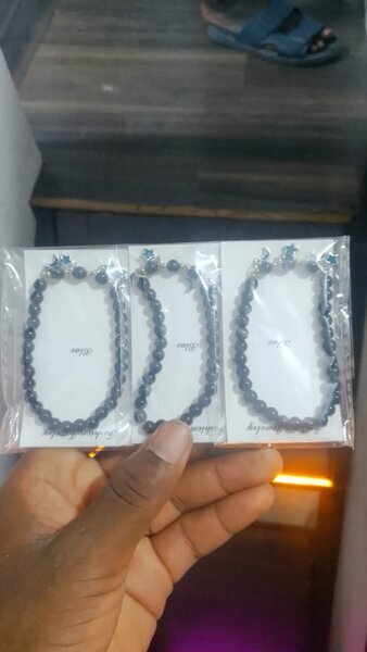 Lot de 3 bracelets perlés neufs