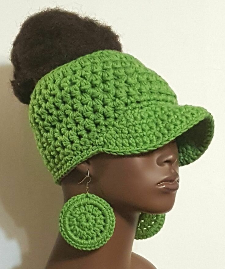 Crochet hat & earrings set