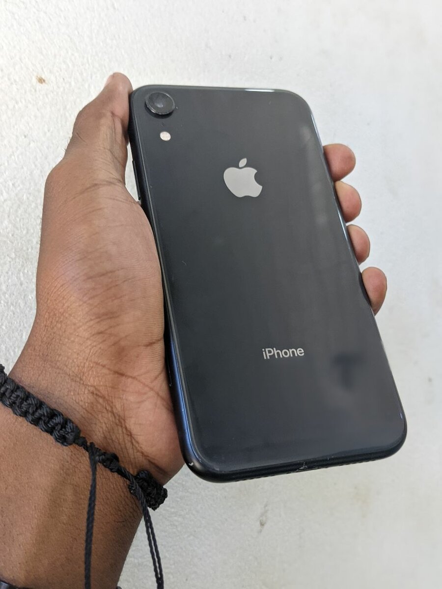 iPhone XR