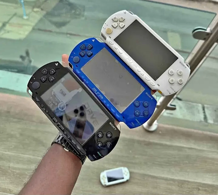 Sony PSP Slim & Light