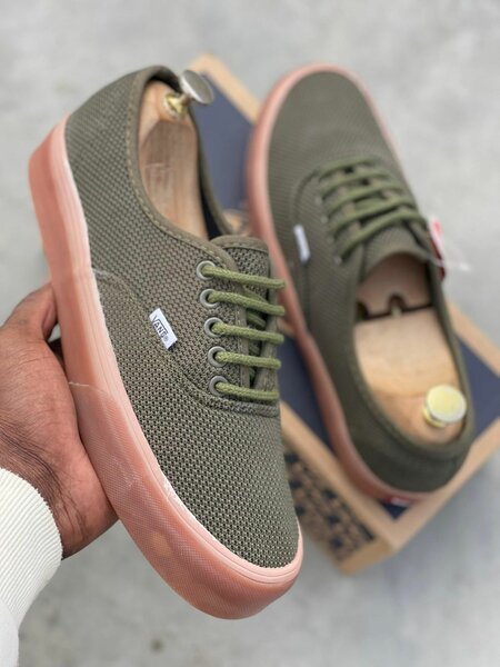 Chaussures en toile élégantes unisexes