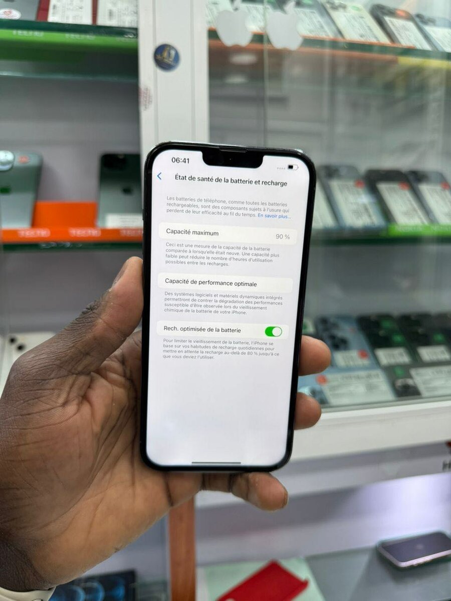 13 pro max 128giga écran chang