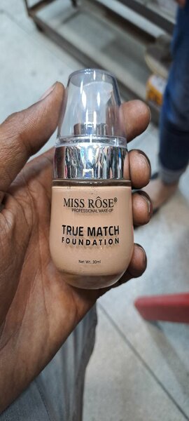 Miss Rose bass