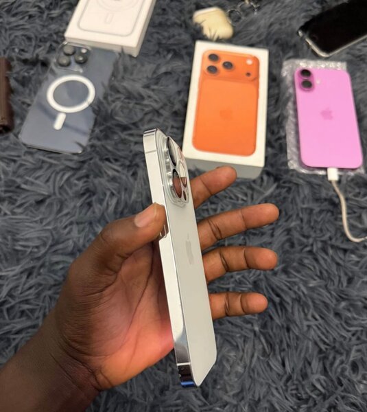 iPhone 14 Pro 256 Go CE