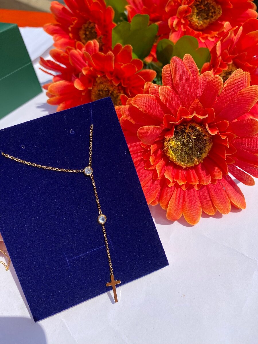 Necklace with pendant