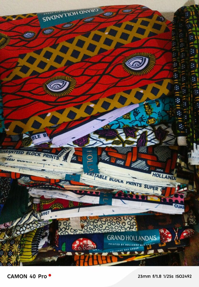 Tissu Wax Africain Éclatant