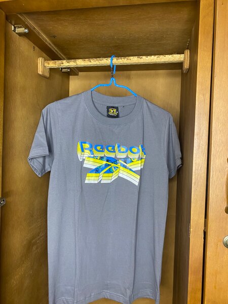 T-shirts graphiques tendance