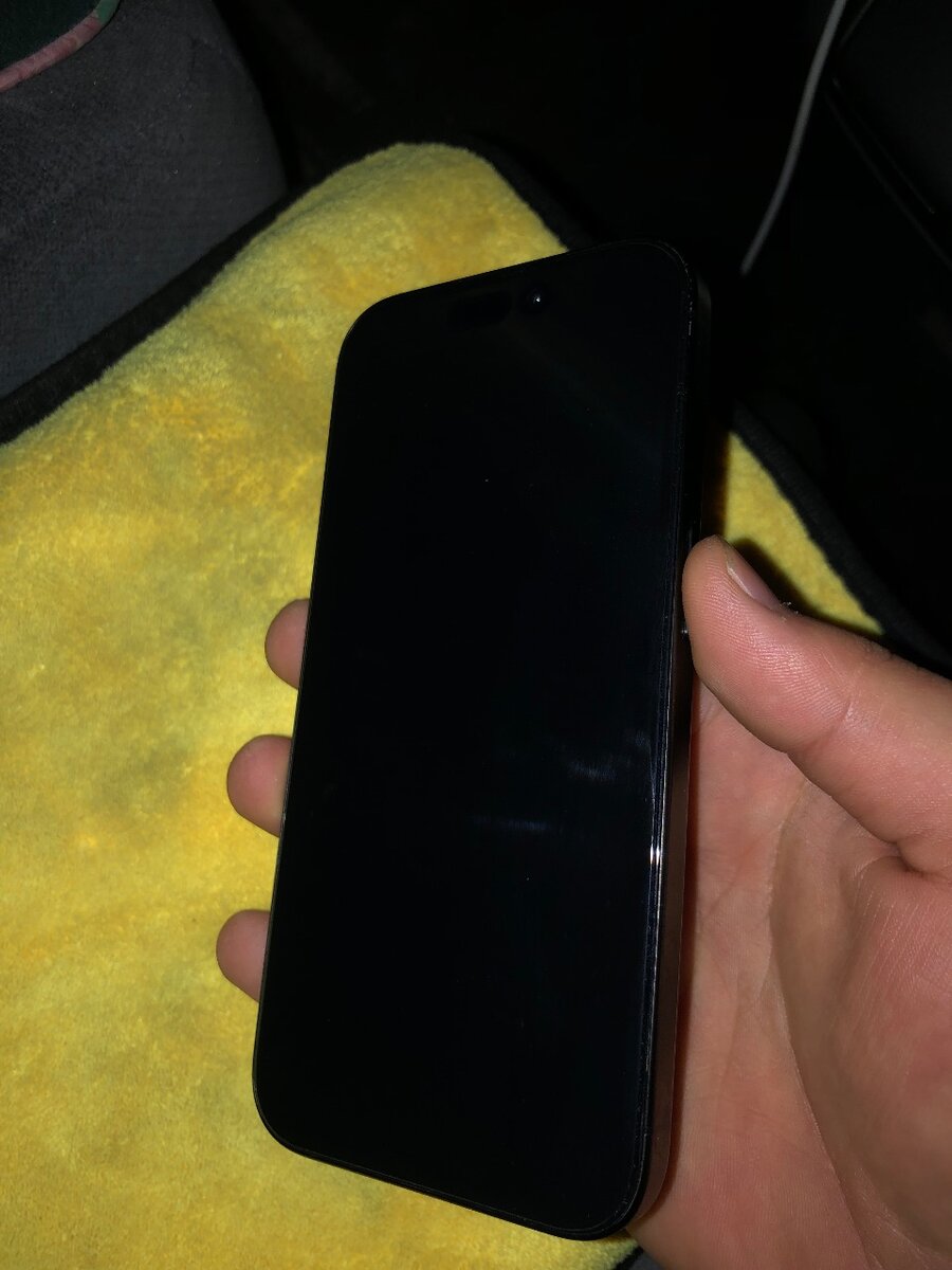 iPhone 15 pro 256 gb 90%акб