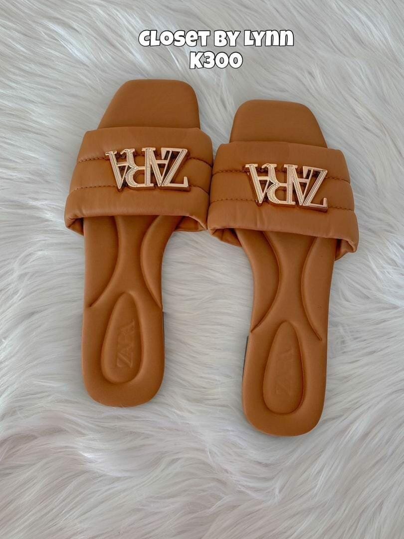 zara flip flops