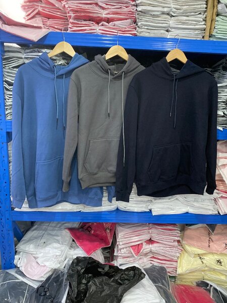 Sweat à capuche bleu unisexe