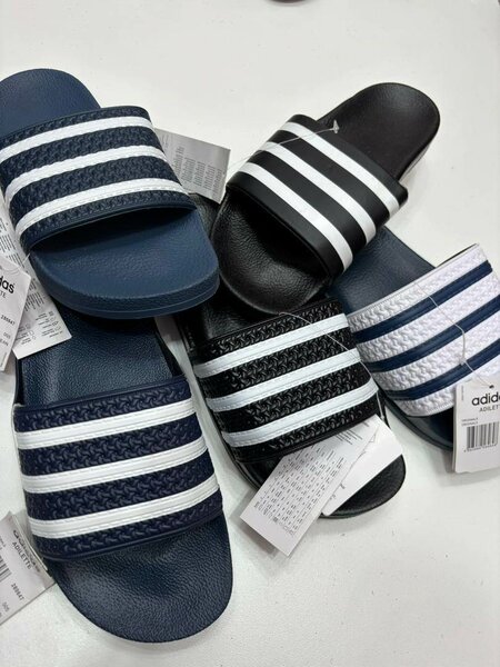 Moccasins amd sebaco