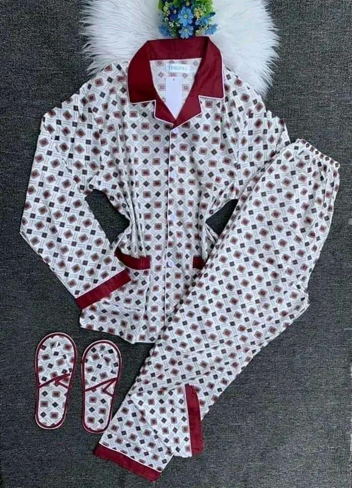 Pyjamas homme et femme