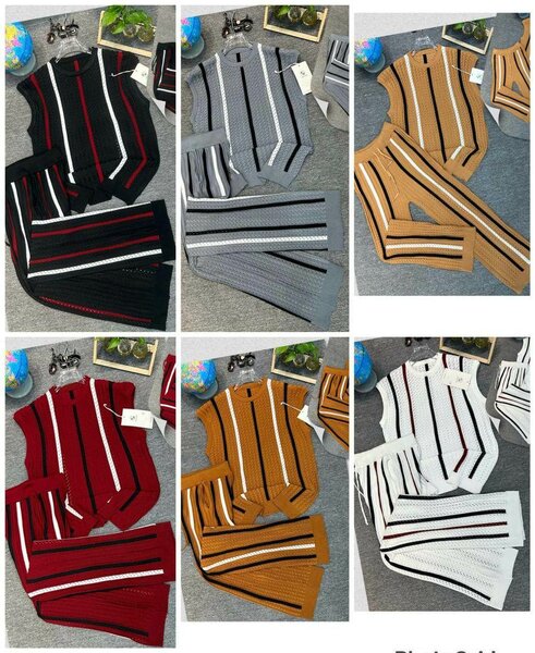 Ensemble pantalon et haut rayé en tricot