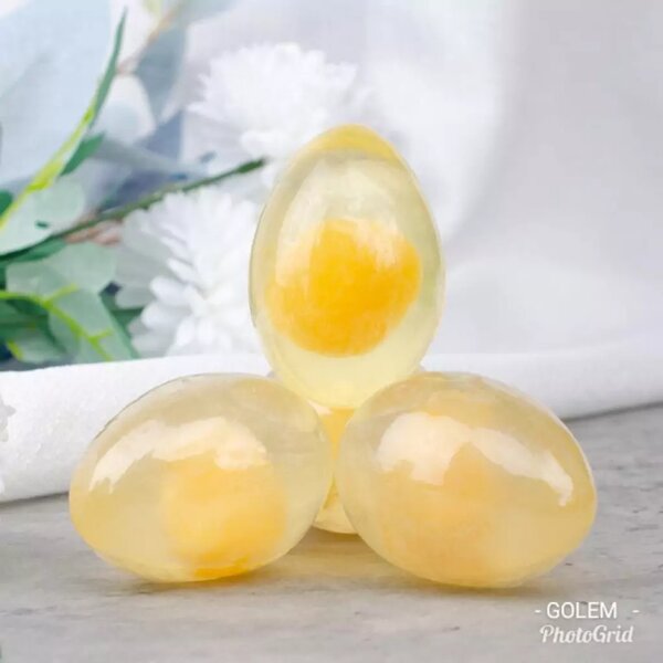 Savon de visage aux œufs