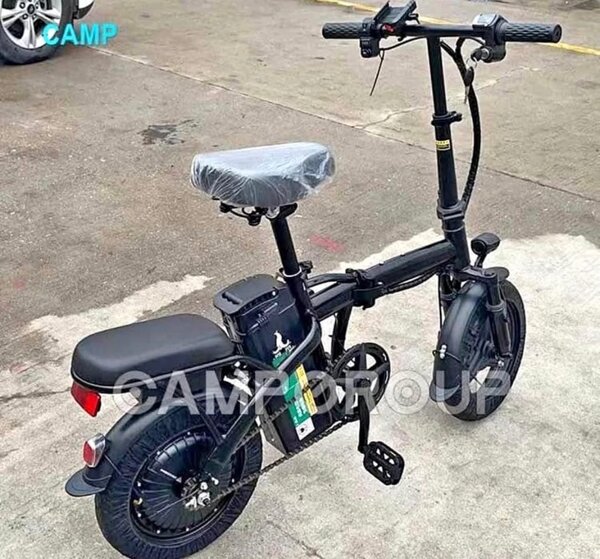 Vélo électrique pliable compact