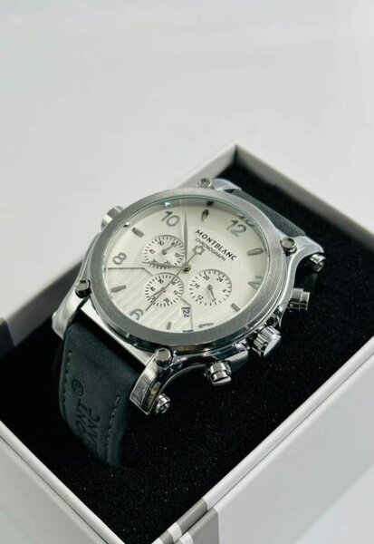 Montre Chronographe de Luxe