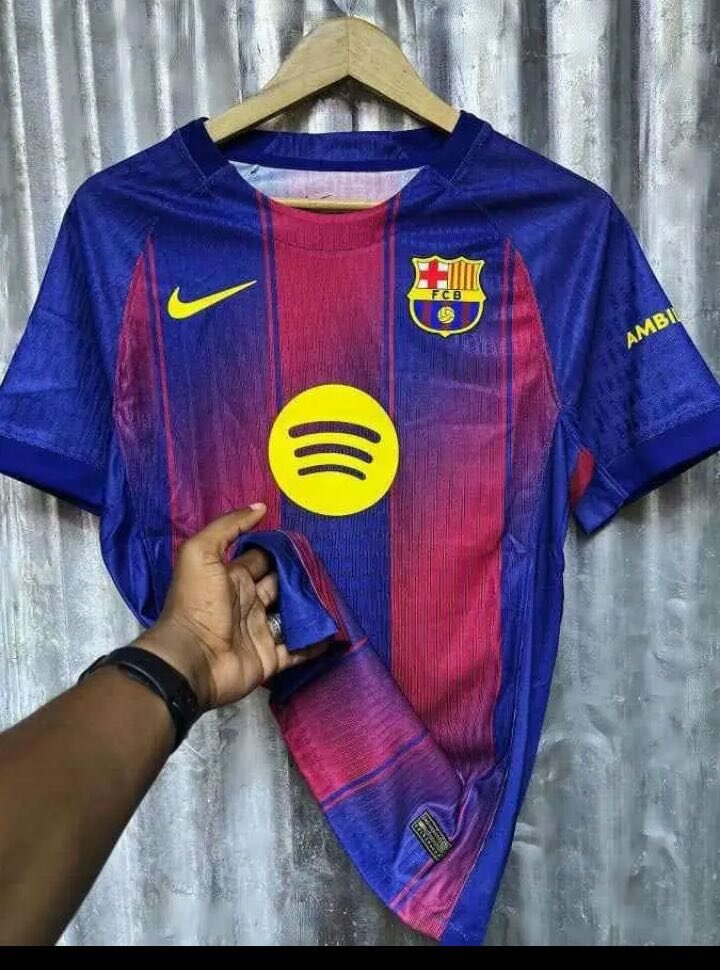 Maillot de football tendance