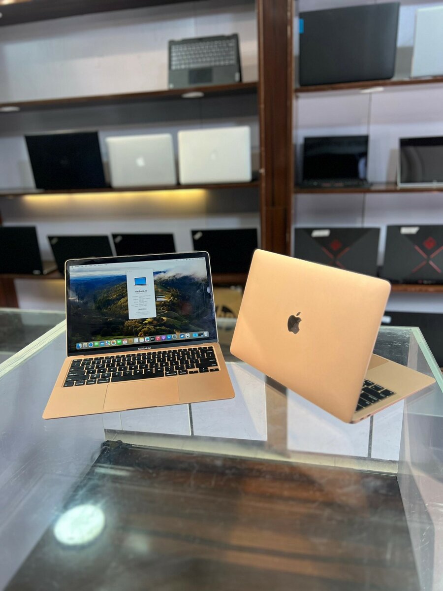 MacBook Air  2020 model