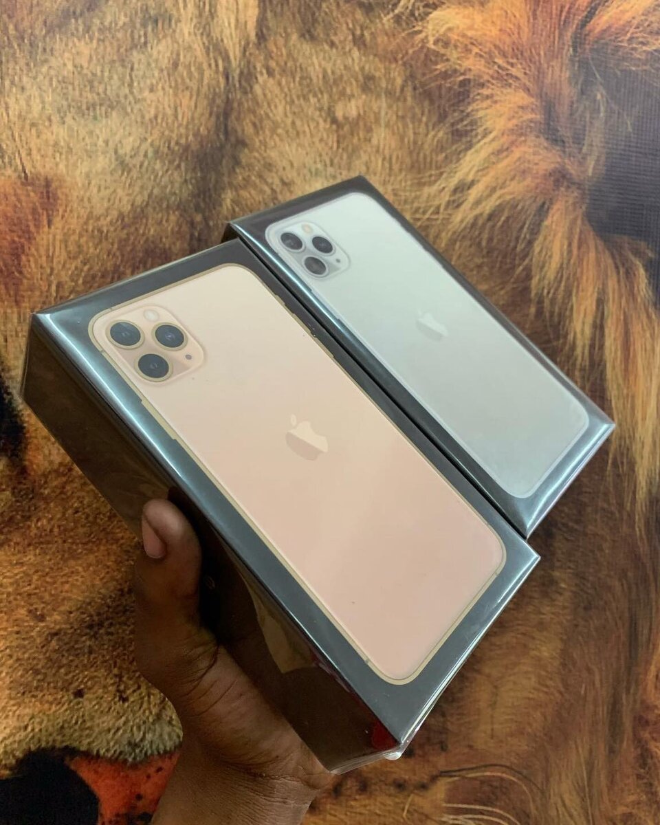 New iPhone 11ProMax *64GB 