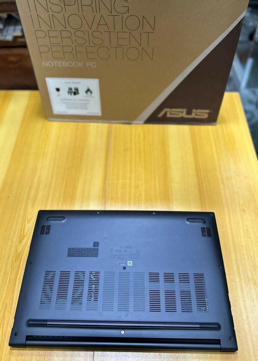 Asus Pc vivobook 32Go Core i7
