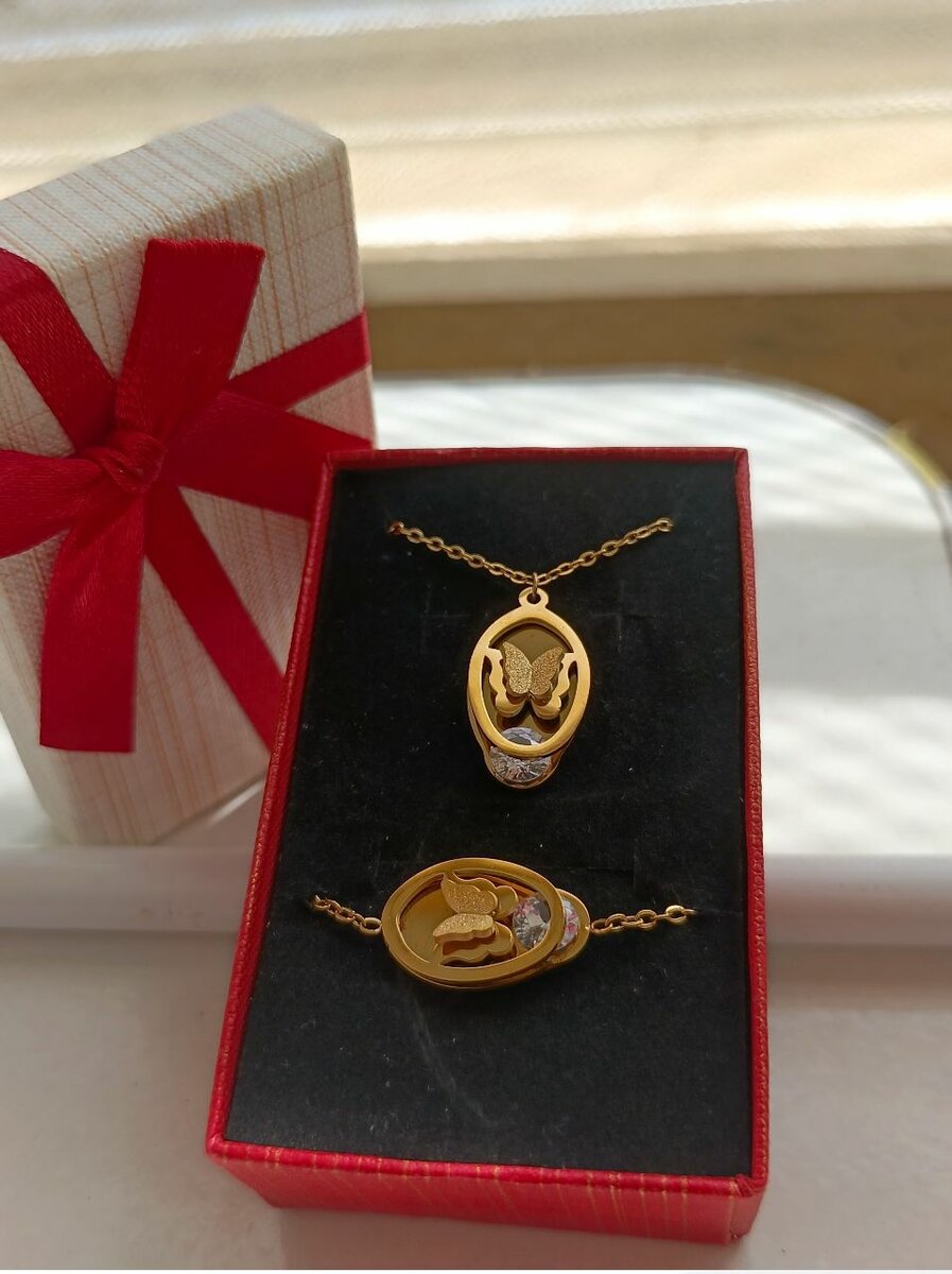 Collier et bracelet papillon doré