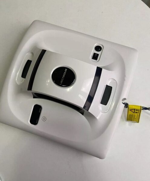 Робот для мойки окон Liectroux