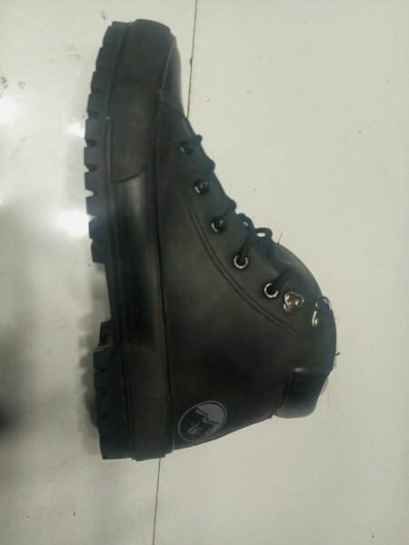 Boot and short boots