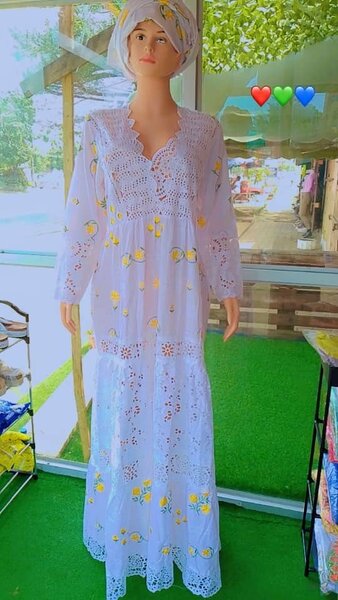 Robe longue bohème en dentelle