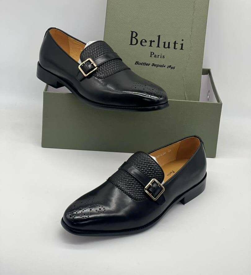 Purely leather men shoes