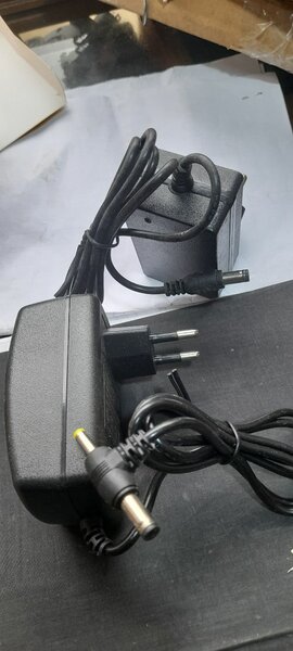 Universal AC Adapter Charger