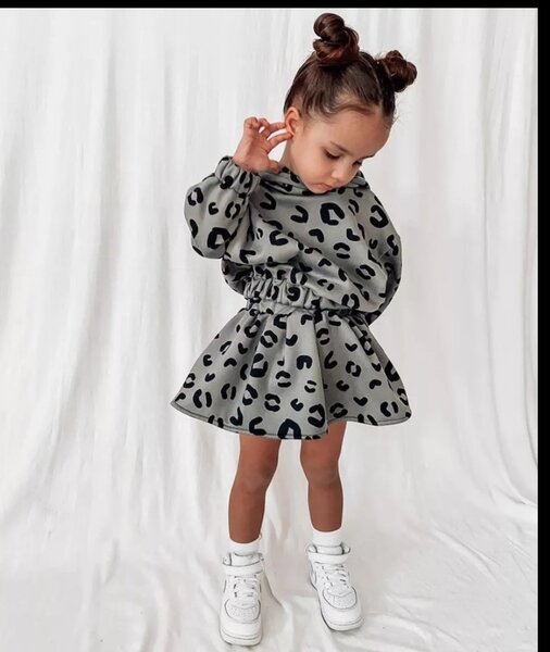 Двойка для девочек