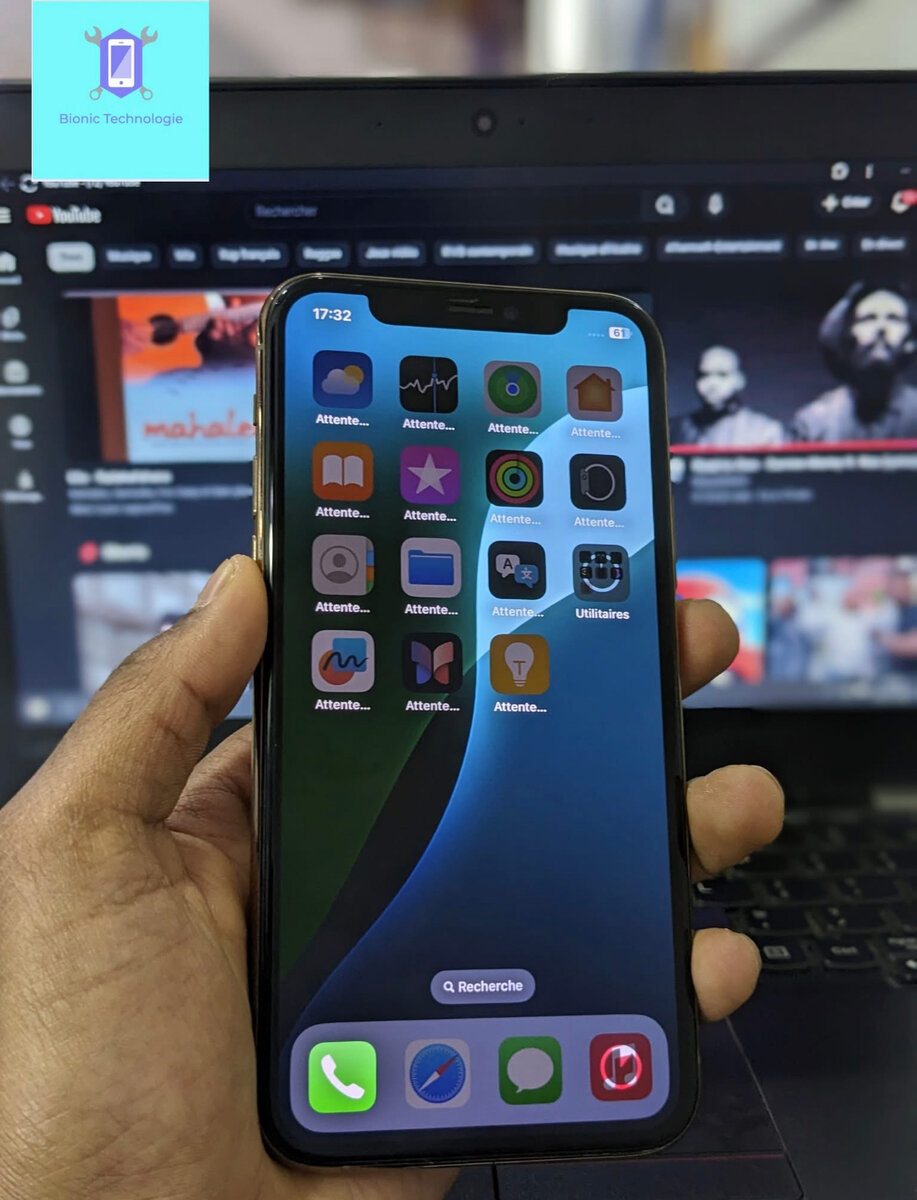 iPhone avec triple caméra