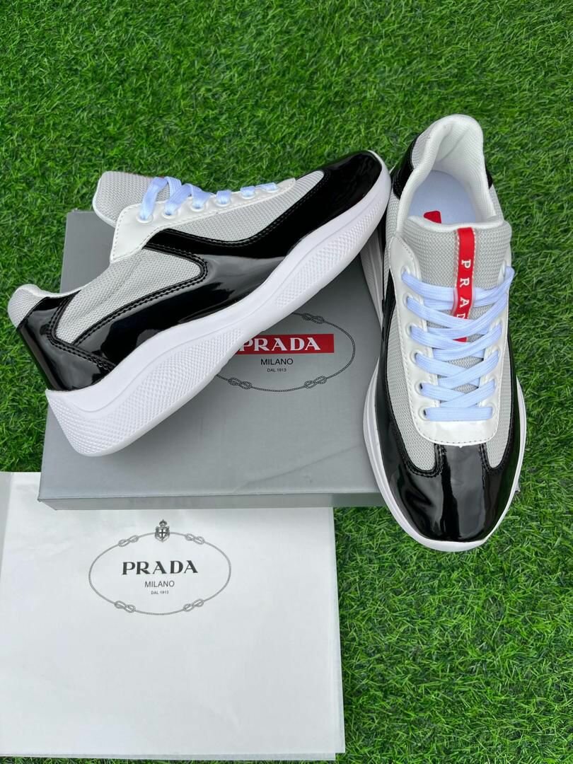 Baskets Prada élégantes