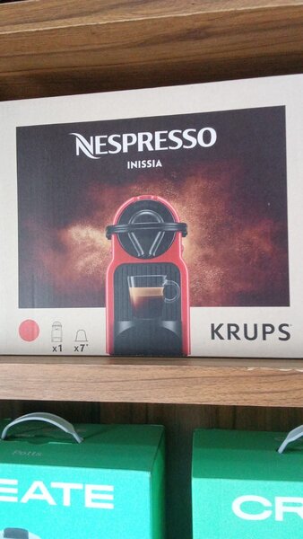 Machine Nespresso Inissia Roug
