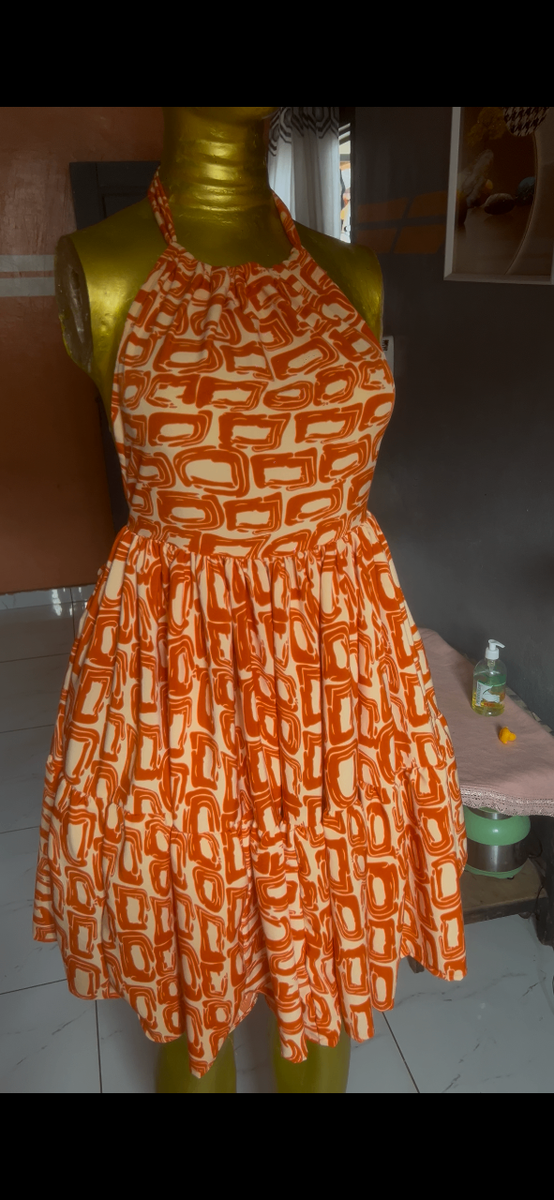 Robe d'été orange imprimée