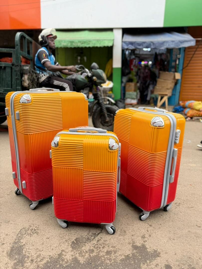 Set de Valises à Roulettes