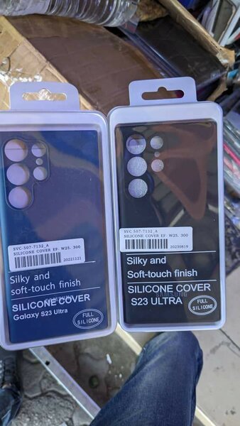 All Samsung silicone phone pouches