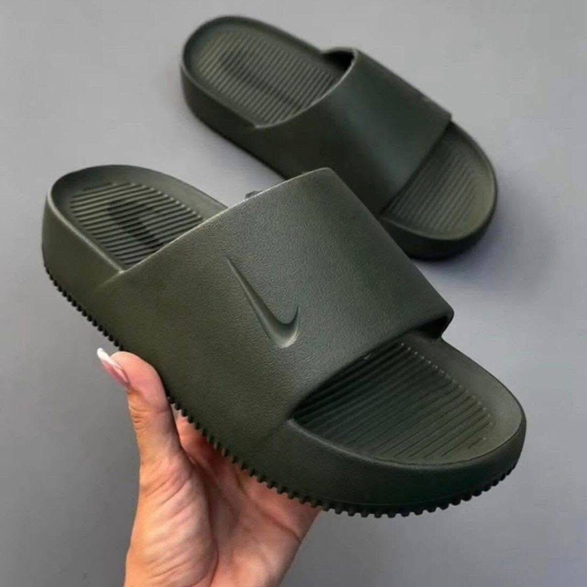 Claquettes confortables unisexes