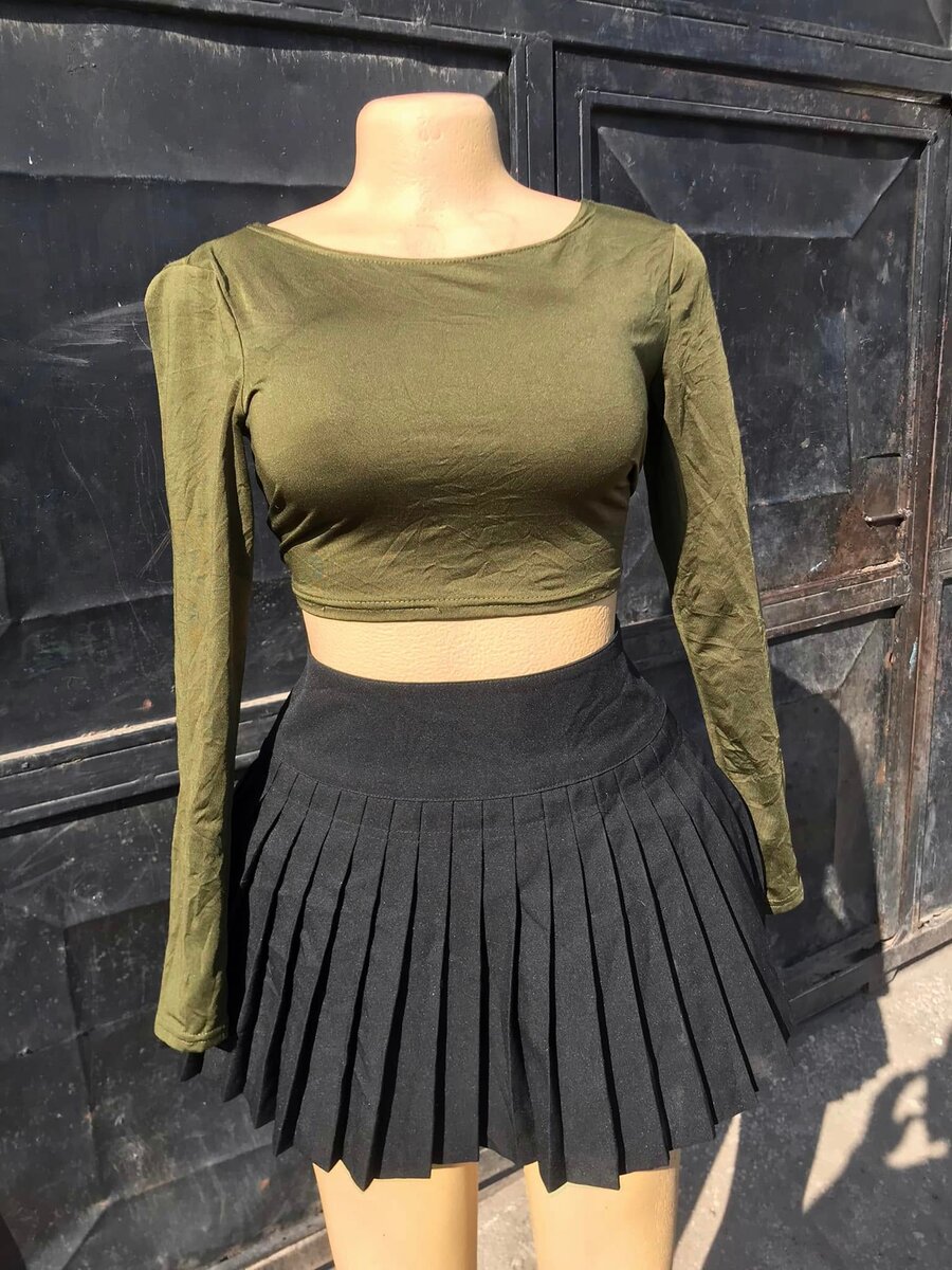 Quality thrifted tops 