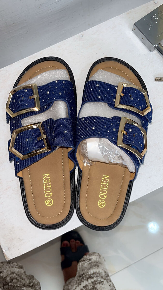 Sandales en denim tendance