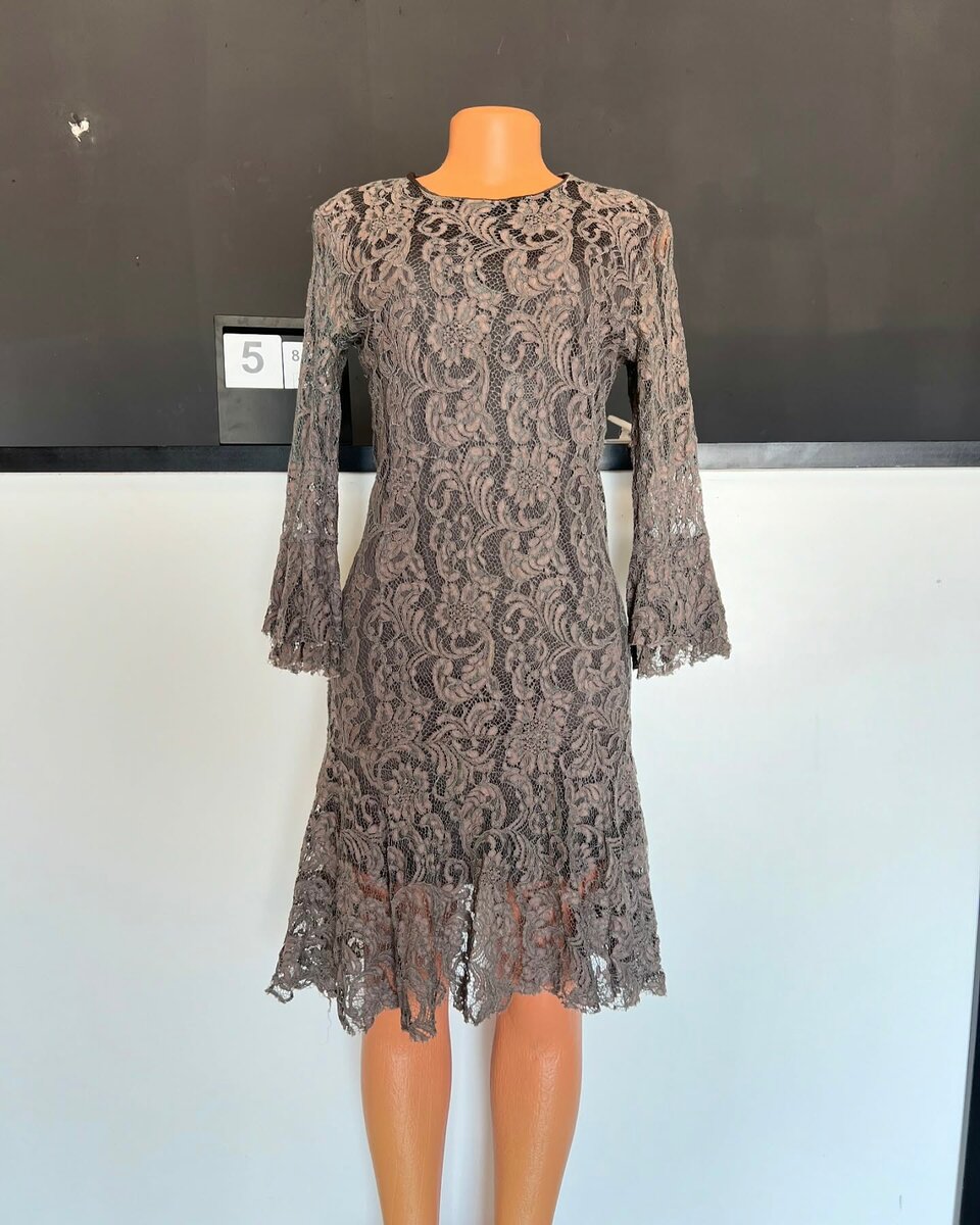  women's beautiful dress 