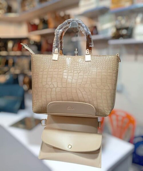 3 Piece Bags in 2500 Rs including Delivery Charges..