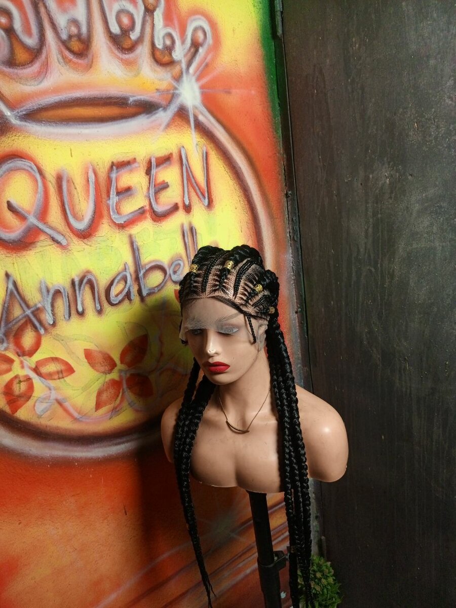 Perruque tressée avec dentelle