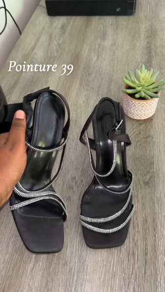 Sandales à talons élégantes