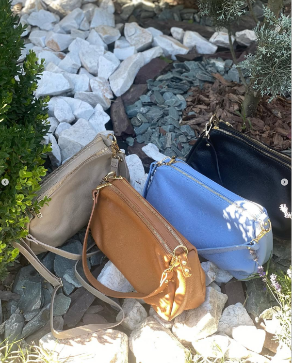 сумки разных цветов