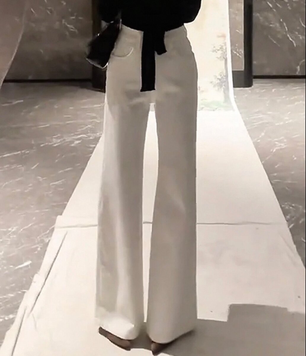 Белые брюки джинсы размер S, новый с этикеткой