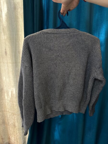 Серый теплый кардиган