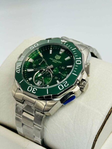 Montre en acier tag Heuer