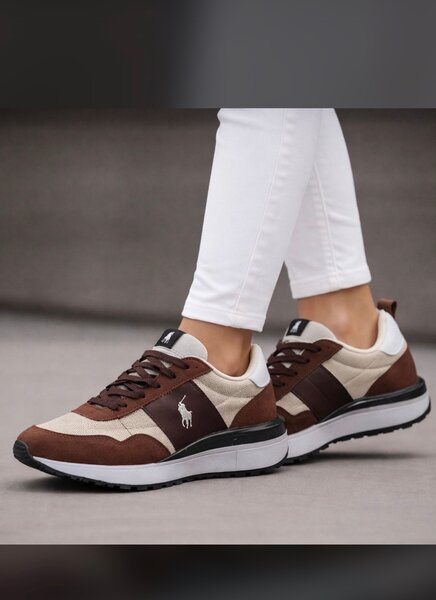 Baskets colorées tendance